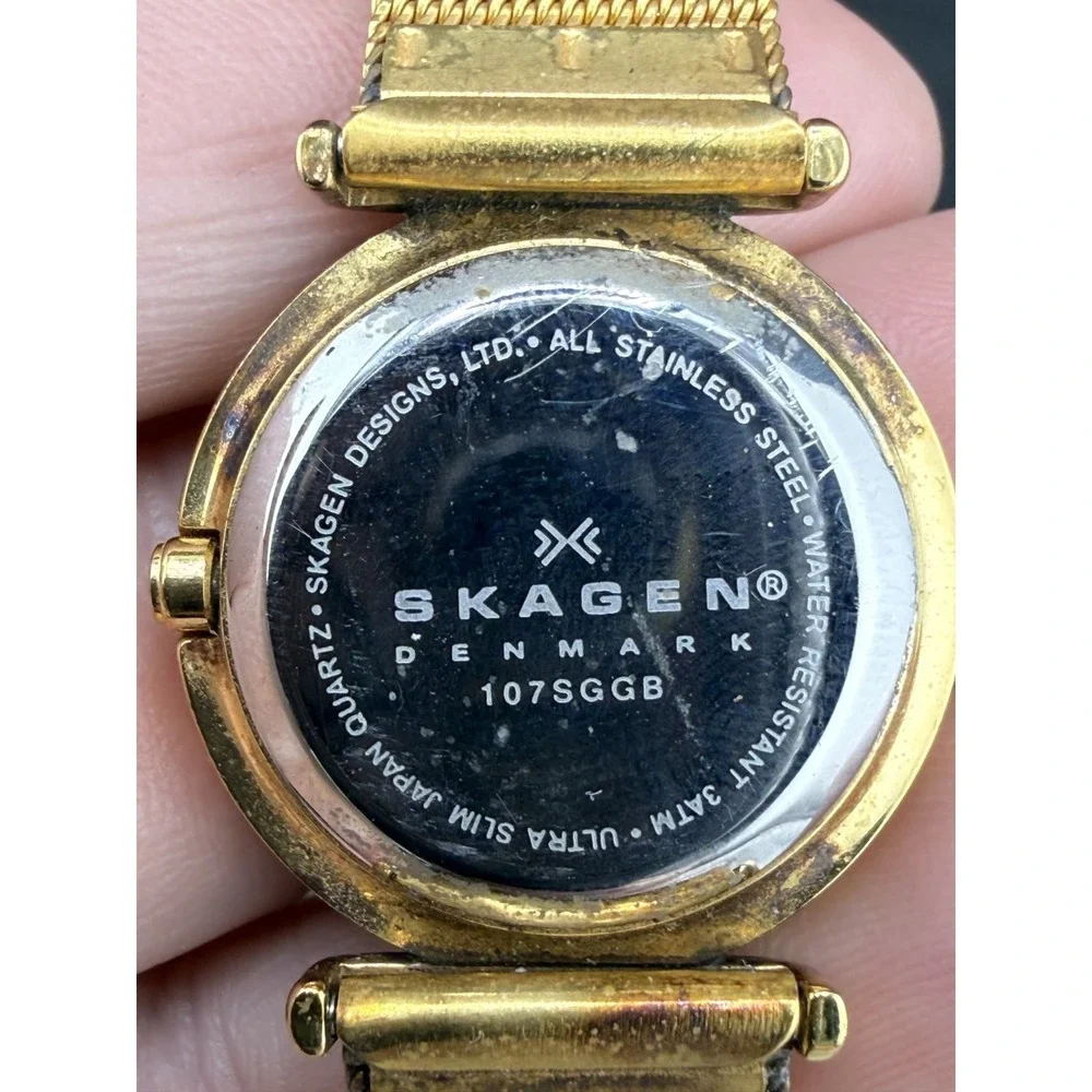 Vintage Skagen Watch Women Black‎ Dial Gold Tone 6.5